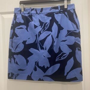 Stylish Blue and Black Floral Mini Skort